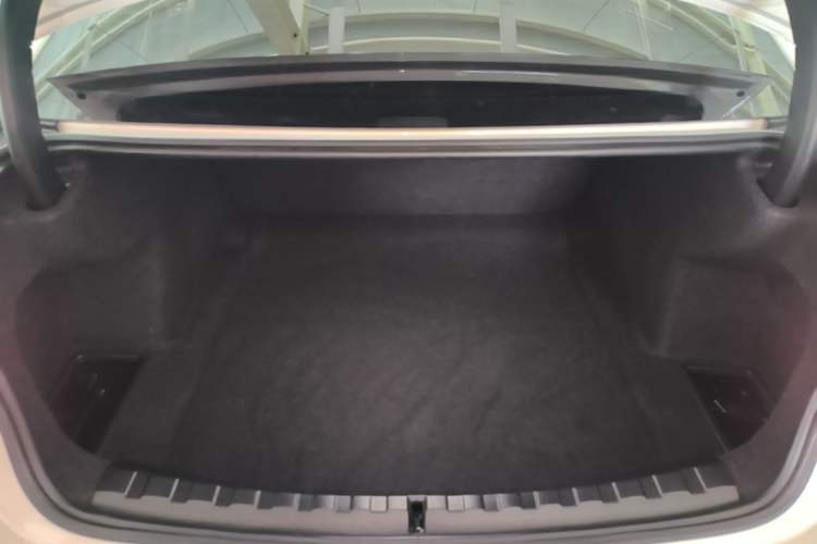 Used BMW 3 Series 2024 320Li M Sport Package Trunk