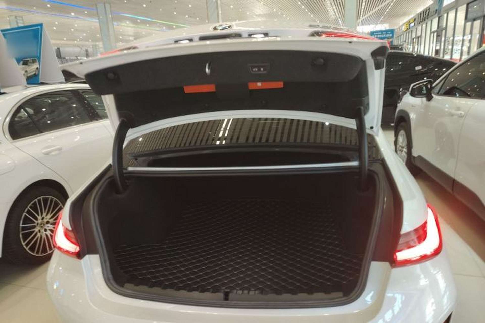 Used BMW 3 Series 2024 325Li M Sport Night Edition Package Trunk