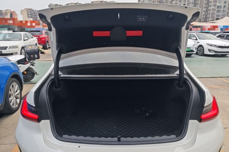Used BMW 3 Series 2024 325Li M Sport Night Edition Package Trunk