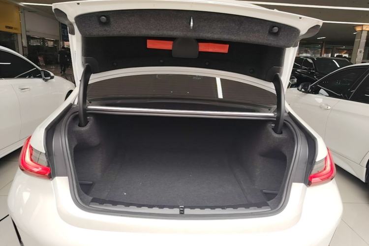 Used BMW 3 Series 2024 325i M Sport Night Edition Package Trunk