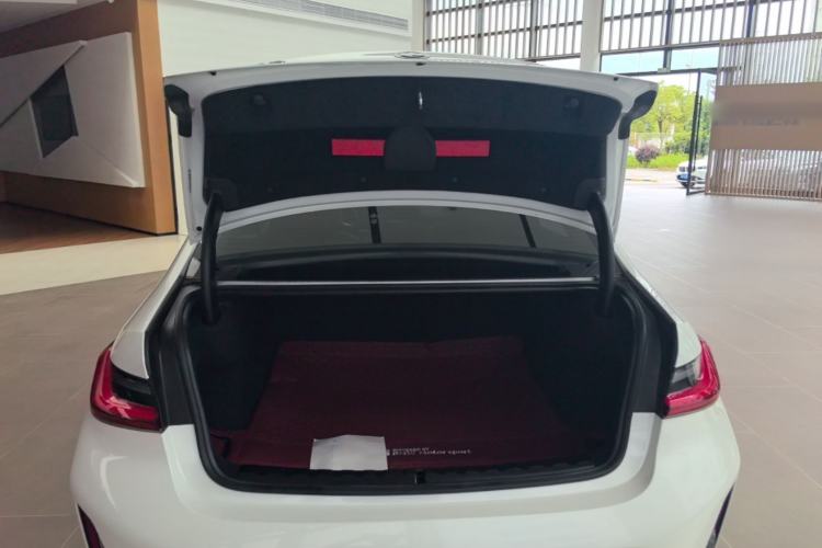 Used BMW 3 Series 2024 320Li M Sport Package Trunk