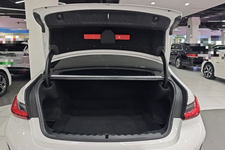 Used BMW 3 Series 2024 325i M Sport Package Trunk