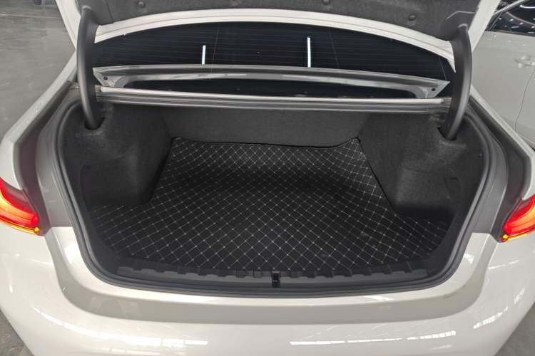Used BMW 3 Series 2024 325Li M Sport Package Trunk