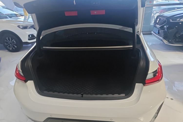 Used BMW 3 Series 2024 325Li M Sport Package Trunk