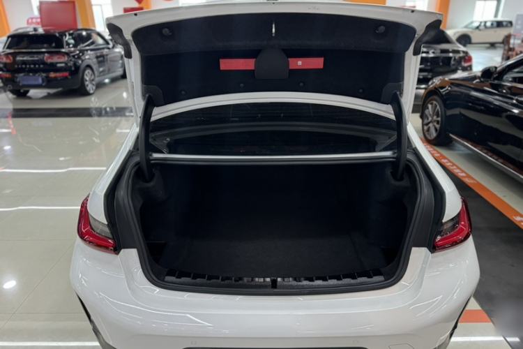 Used BMW 3 Series 2024 325i M Sport Night Edition Package Trunk