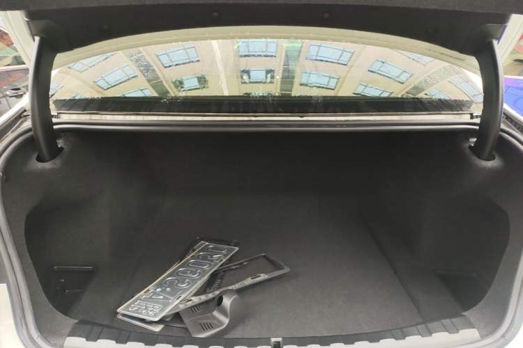 Used BMW 3 Series 2024 325Li M Sport Package Trunk