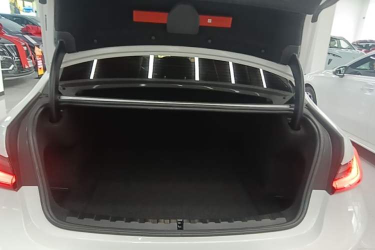 Used BMW 3 Series 2024 325Li M Sport Night Edition Package Trunk
