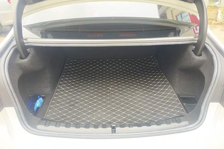 Used BMW 3 Series 2024 325Li M Sport Night Edition Package Trunk