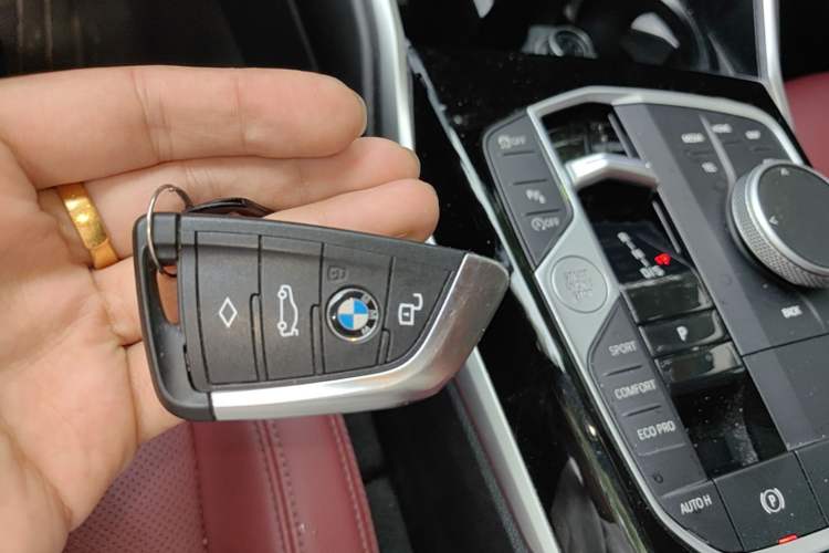 Used BMW 3 Series 2024 320Li M Sport Package Vehicle Key
