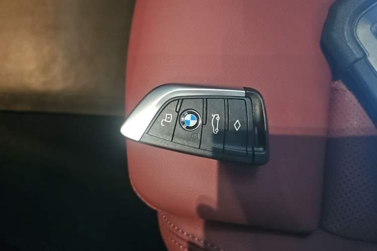 Used BMW 3 Series 2024 325Li M Sport Night Edition Package Vehicle Key