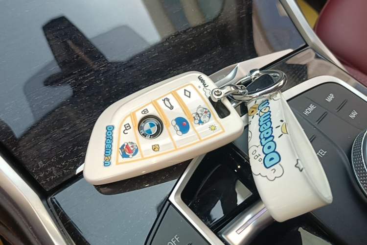 Used BMW 3 Series 2024 325Li M Sport Package Vehicle Key
