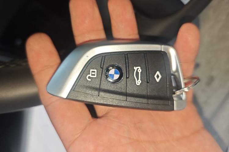 Used BMW 3 Series 2024 325i M Sport Package Vehicle Key