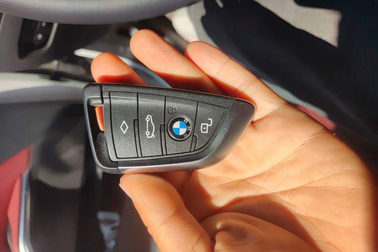 Used BMW 3 Series 2024 325Li M Sport Package Vehicle Key