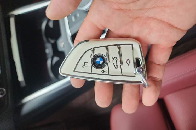 Used BMW 3 Series 2024 325i M Sport Package Vehicle Key