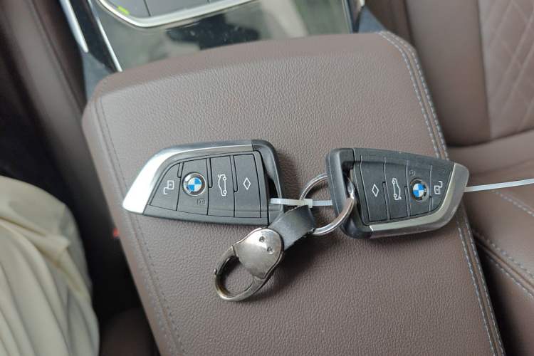 Used BMW 3 Series 2024 320Li M Sport Package Vehicle Key