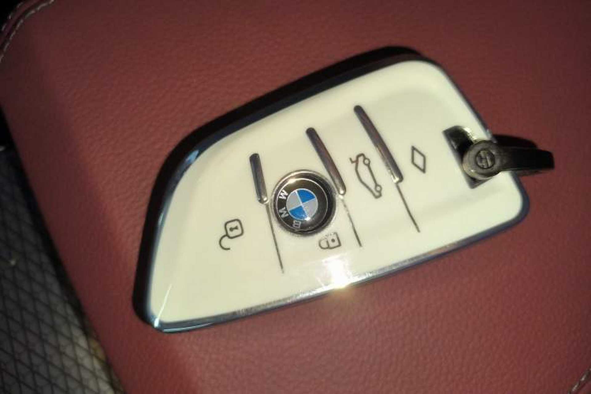 Used BMW 3 Series 2024 325Li M Sport Night Edition Package Vehicle Key