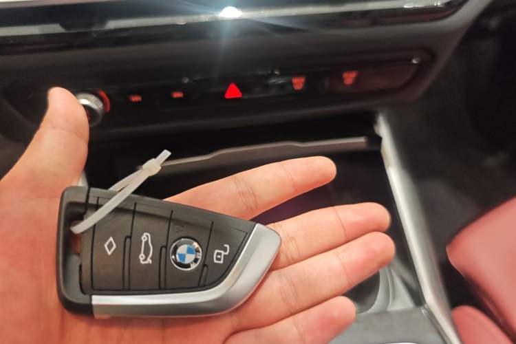 Used BMW 3 Series 2024 325Li M Sport Package Vehicle Key