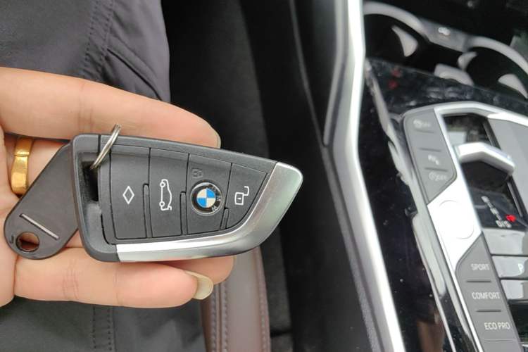 Used BMW 3 Series 2024 320Li M Sport Package Vehicle Key