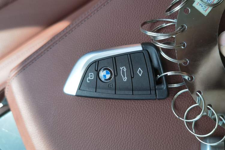 Used BMW 3 Series 2024 325Li M Sport Package Vehicle Key