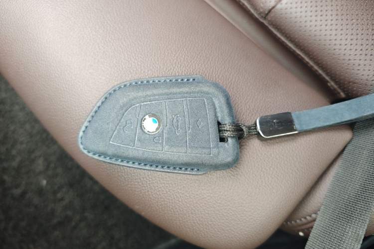 Used BMW 3 Series 2024 325Li M Sport Package Vehicle Key