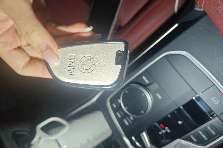 Used BMW 3 Series 2024 325i M Sport Package Vehicle Key