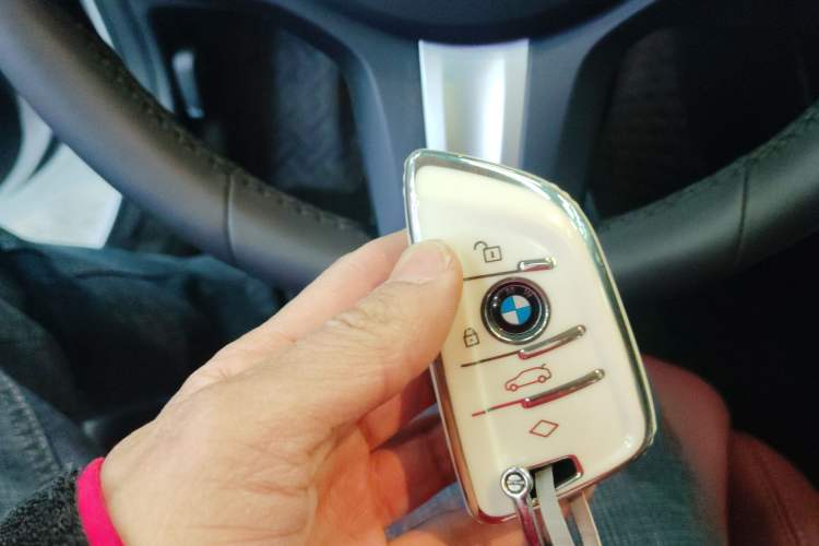 Used BMW 3 Series 2024 325Li M Sport Package Vehicle Key