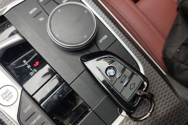 Used BMW 3 Series 2024 325Li M Sport Night Edition Package Vehicle Key