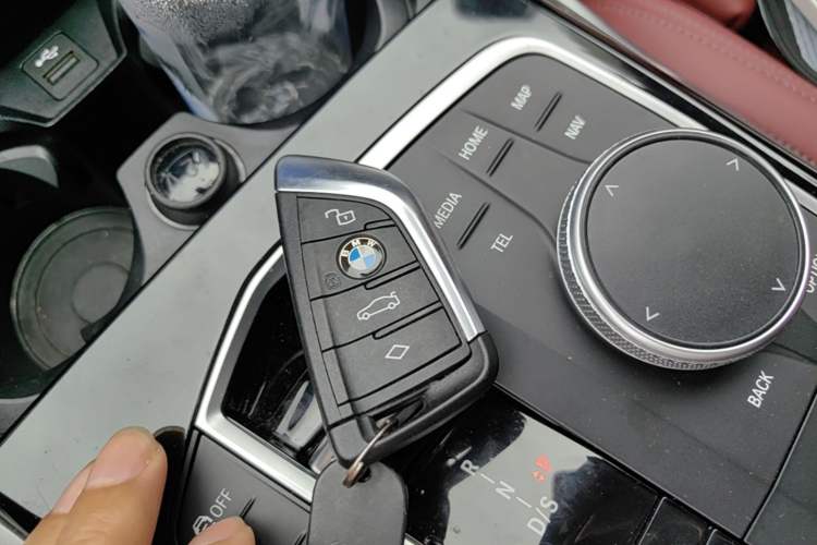 Used BMW 3 Series 2024 320Li M Sport Package Vehicle Key