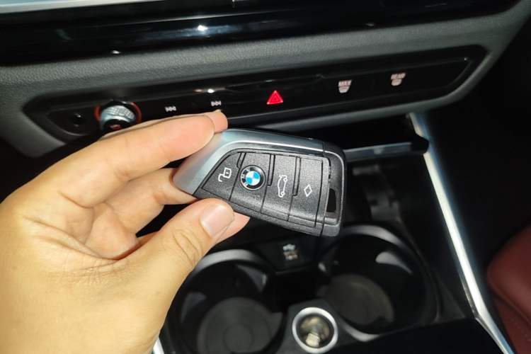 Used BMW 3 Series 2024 320Li M Sport Package Vehicle Key