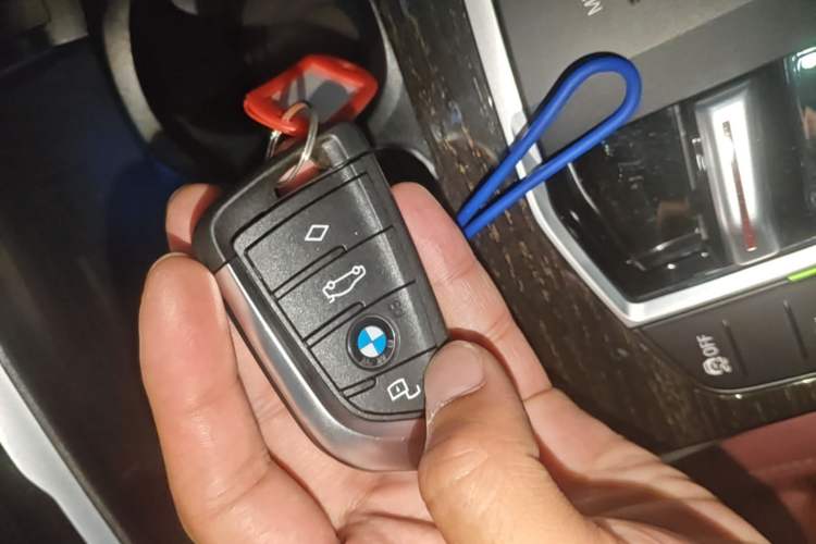 Used BMW 3 Series 2024 325Li M Sport Package Vehicle Key