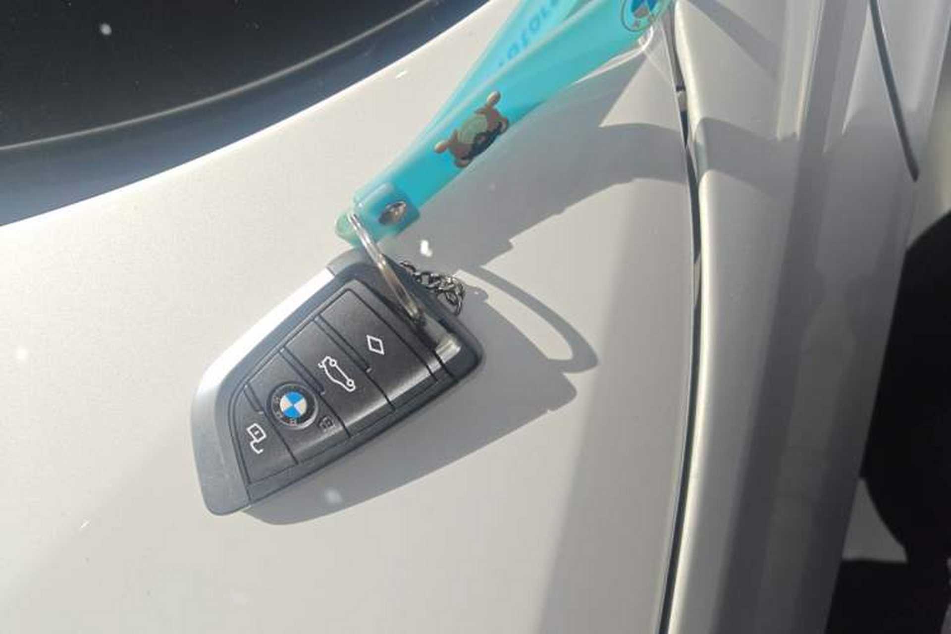 Used BMW 3 Series 2024 325Li M Sport Package Vehicle Key