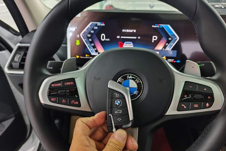Used BMW 3 Series 2024 325Li M Sport Package Vehicle Key