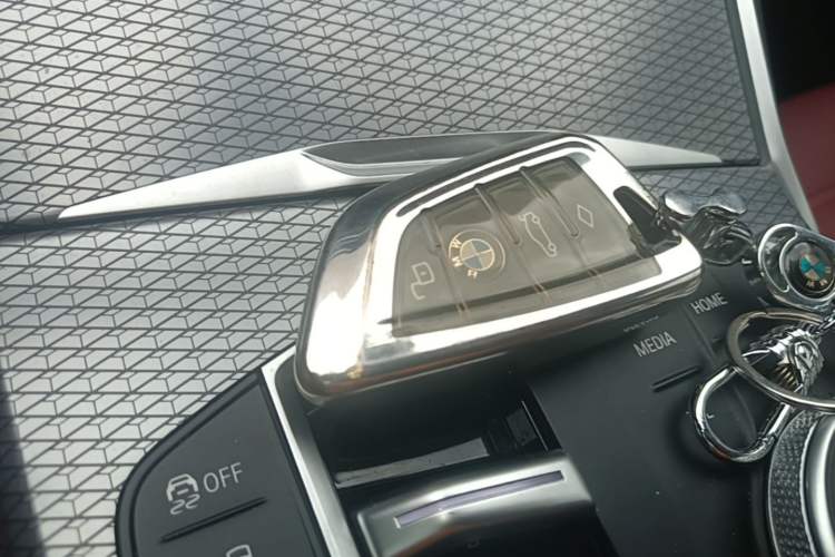 Used BMW 3 Series 2024 325Li M Sport Night Edition Package Vehicle Key