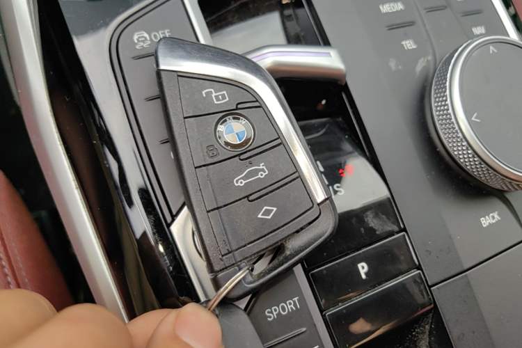 Used BMW 3 Series 2024 320Li M Sport Package Vehicle Key