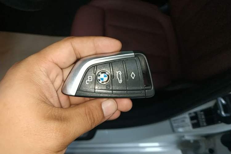 Used BMW 3 Series 2024 325Li M Sport Package Vehicle Key