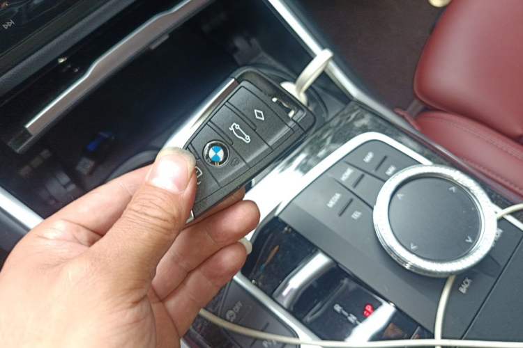 Used BMW 3 Series 2024 325Li M Sport Package Vehicle Key