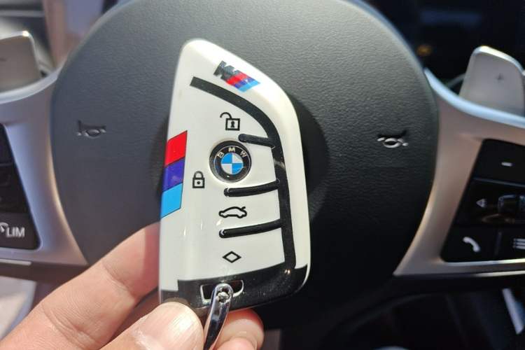 Used BMW 3 Series 2024 325Li M Sport Night Edition Package Vehicle Key