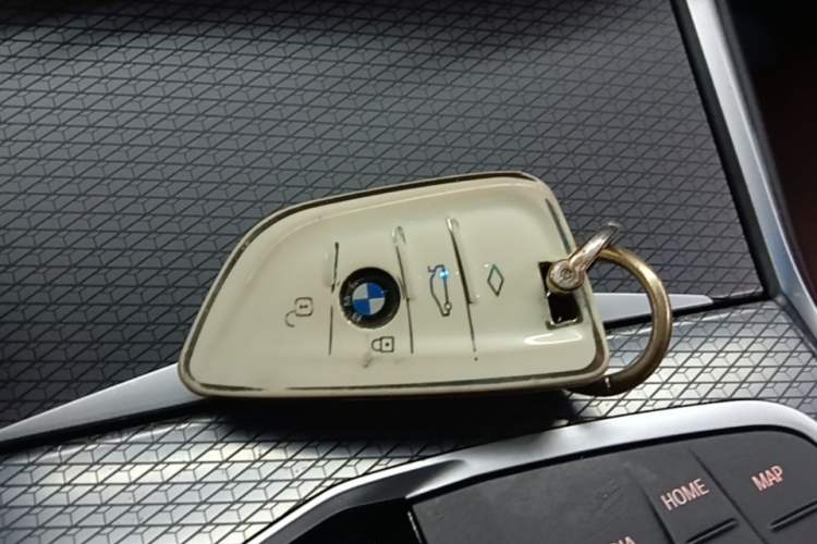 Used BMW 3 Series 2024 325i M Sport Night Edition Package Vehicle Key