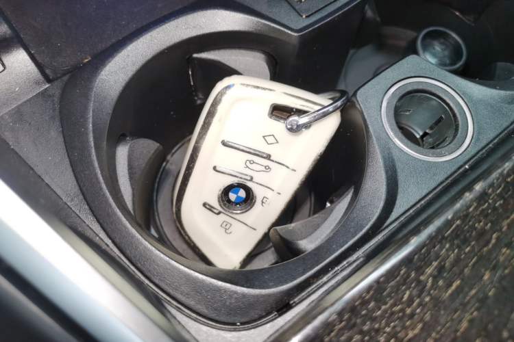 Used BMW 3 Series 2024 325Li M Sport Package Vehicle Key