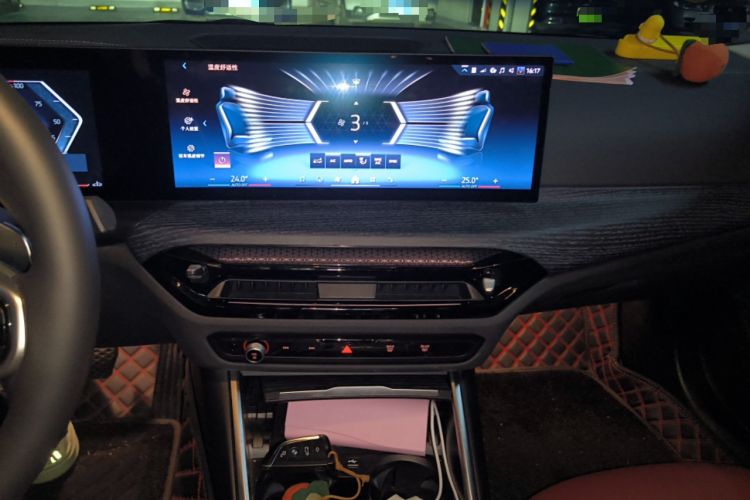 Used BMW 3 Series 2025 325Li M Sport Package Audio And AC Panel