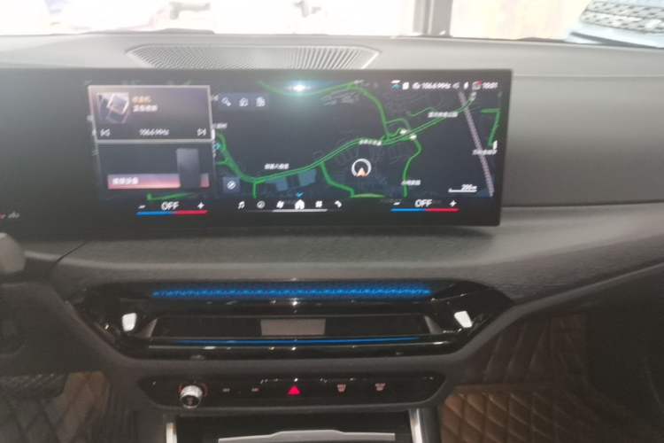 Used BMW 3 Series 2025 325Li M Sport Package Audio And AC Panel