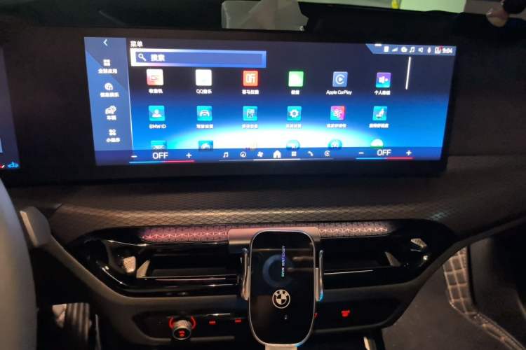 Used BMW 3 Series 2025 330Li M Sport Shadowline Package Audio And AC Panel