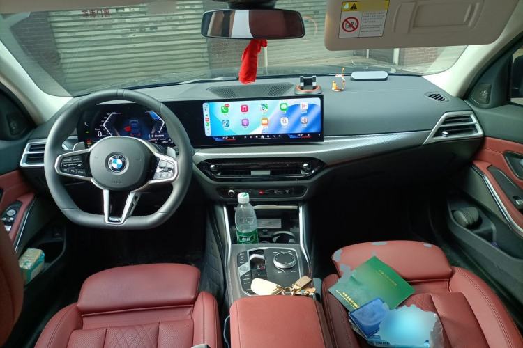 Used BMW 3 Series 2025 330Li M Sport Shadowline Package Center Console