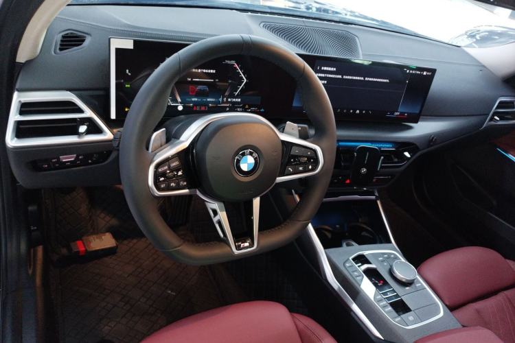 Used BMW 3 Series 2025 325Li M Sport Package Center Console