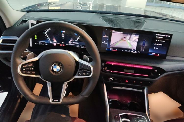 Used BMW 3 Series 2025 325Li M Sport Package Center Console
