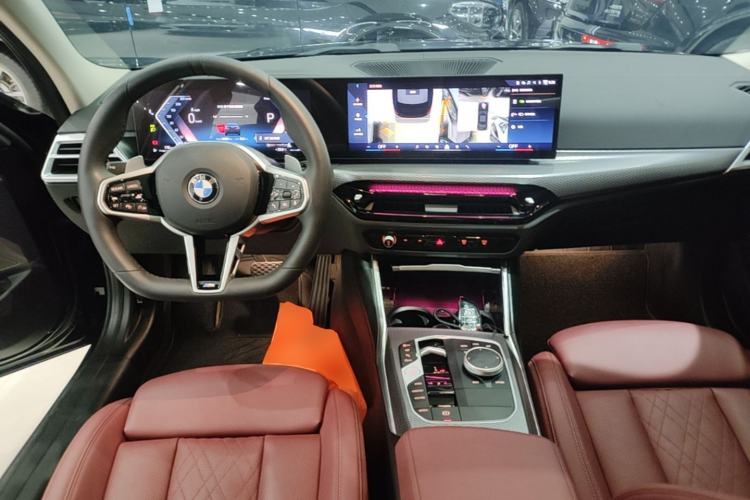 Used BMW 3 Series 2025 330Li M Sport Shadowline Package Center Console