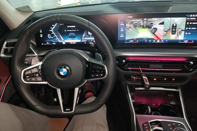 Used BMW 3 Series 2025 330Li M Sport Shadowline Package Center Console