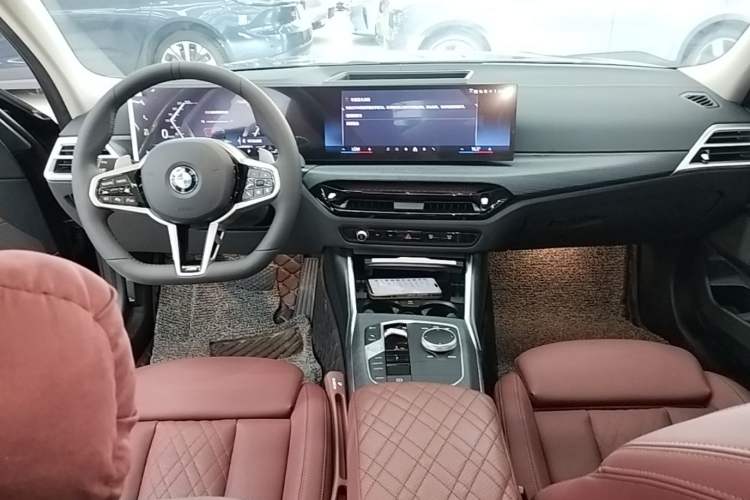 Used BMW 3 Series 2025 325Li M Sport Package Center Console