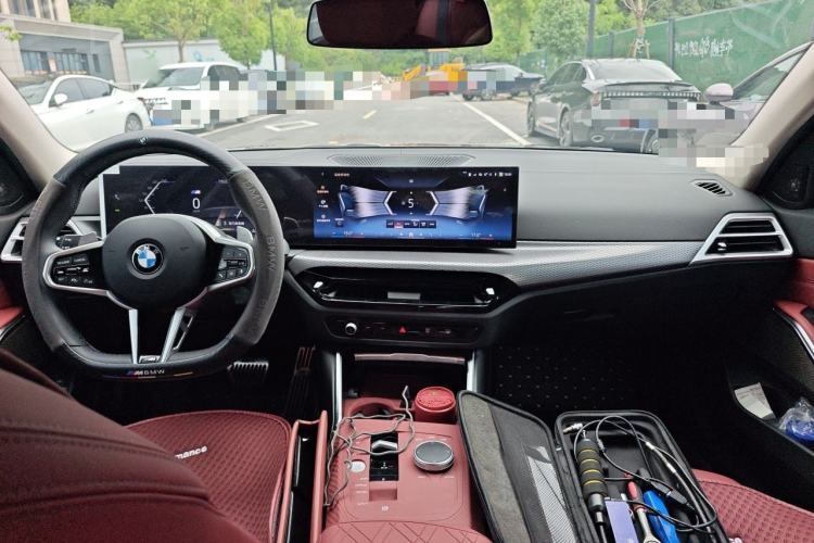 Used BMW 3 Series 2025 330Li M Sport Shadowline Package Center Console