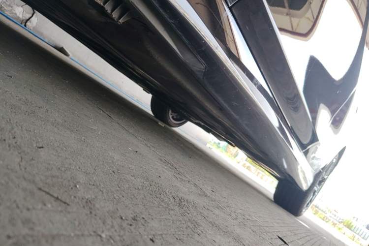 Used BMW 3 Series 2025 330Li M Sport Shadowline Package Chassis Front Left